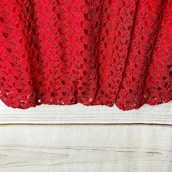 ROZ & ALI Women's Crochet Lace Top 3/4 Bell Sleeve Red-Medium - Picture 4 of 7